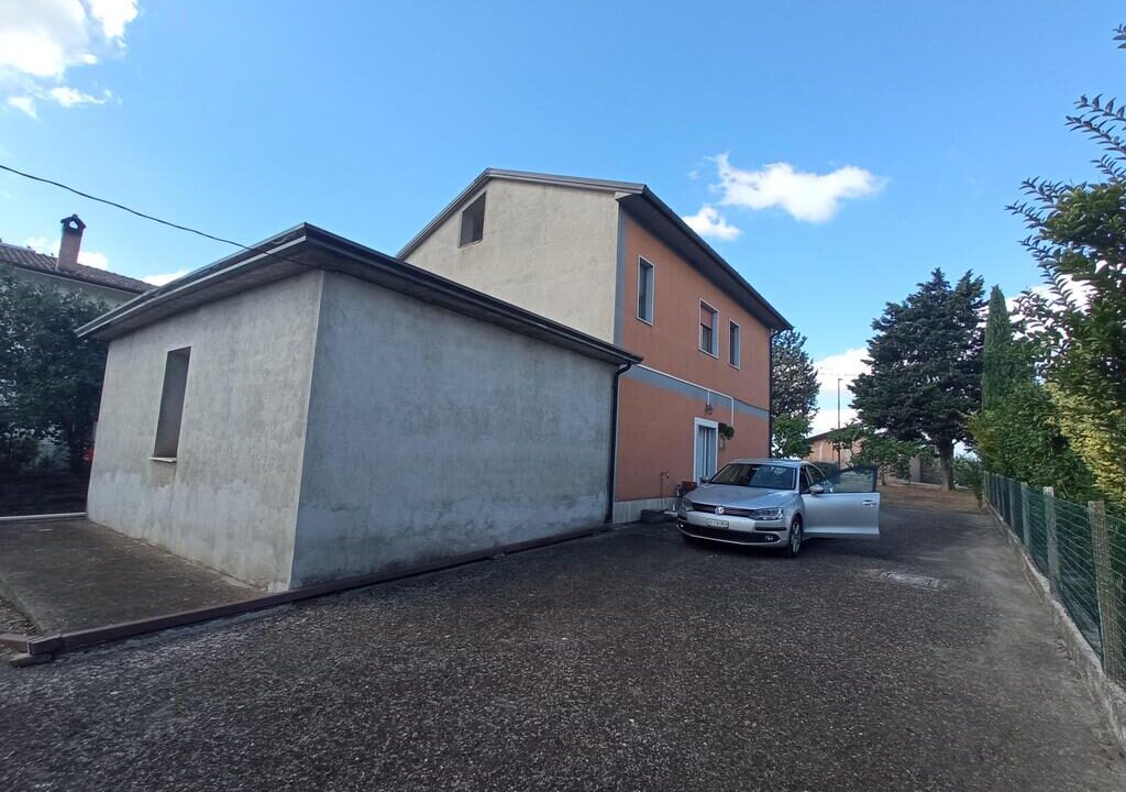 1632389470776