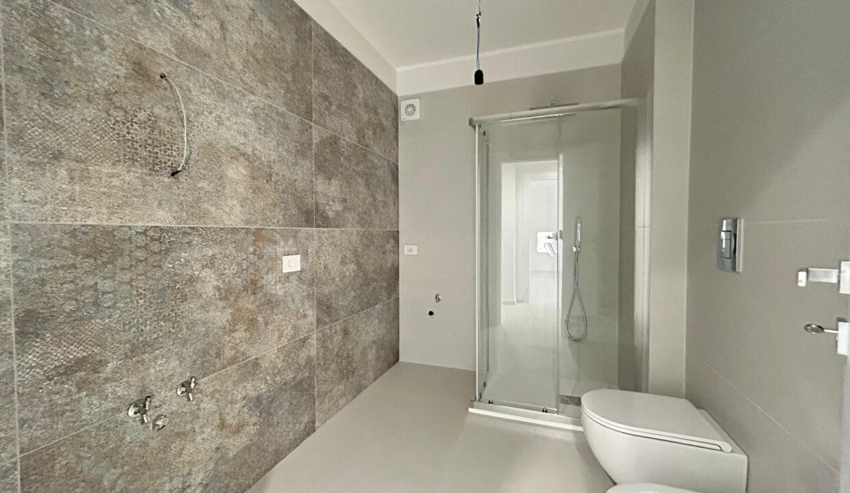 WhatsApp Image 2025-10-21 at 09.58.34 (1)