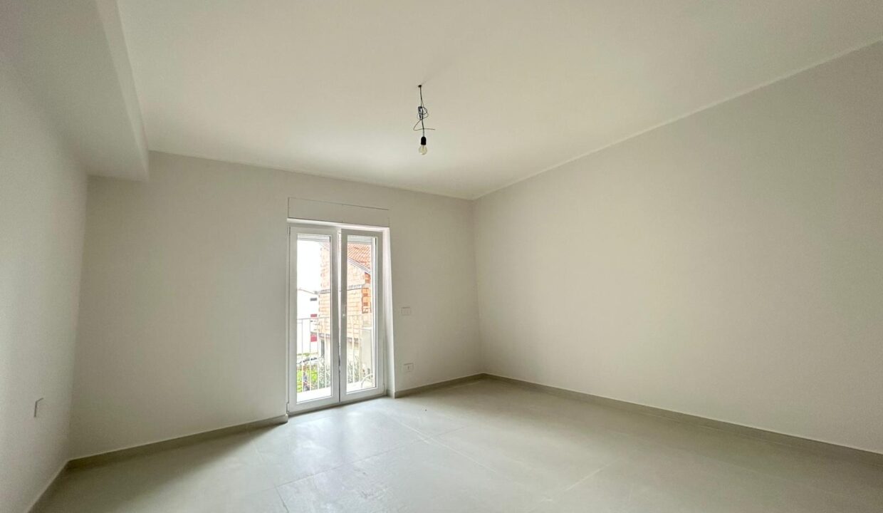 WhatsApp Image 2025-10-21 at 09.58.34 (2)