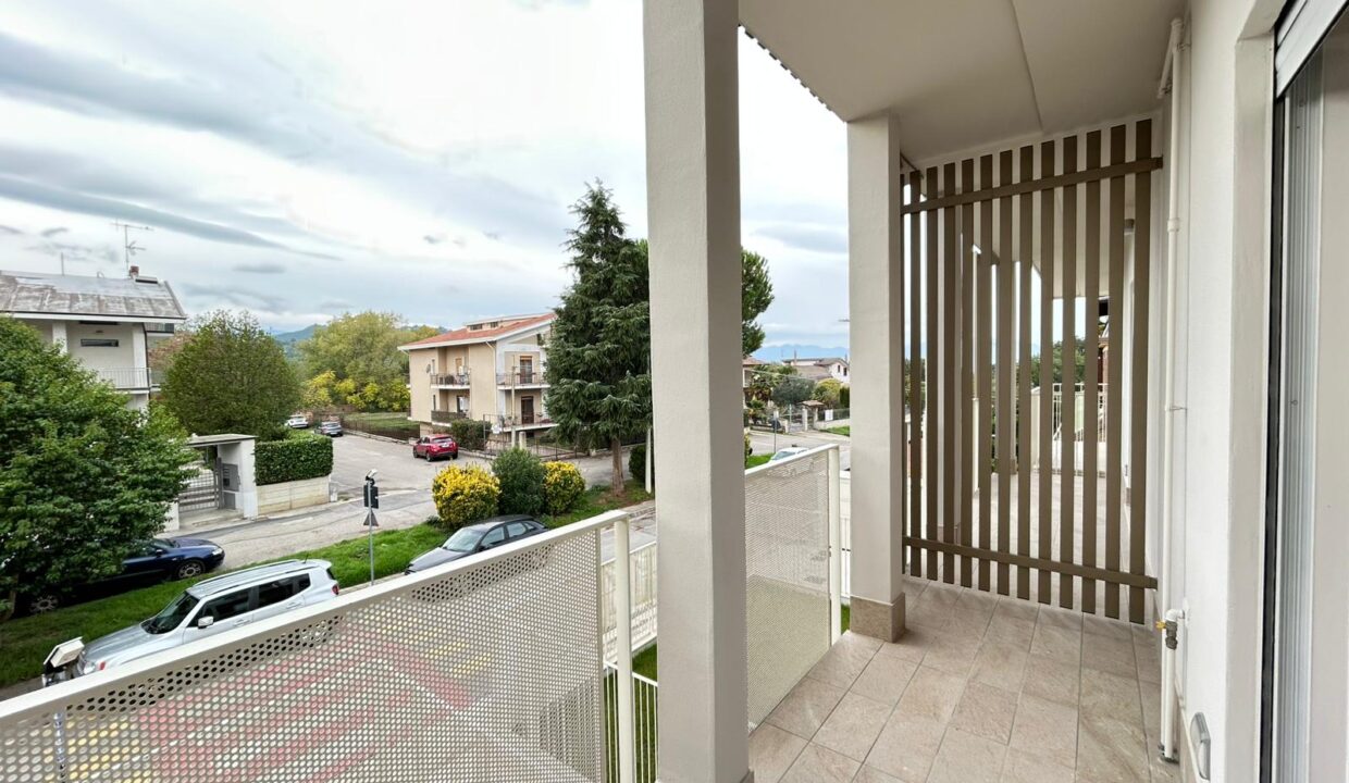 WhatsApp Image 2025-10-21 at 09.58.34 (4)