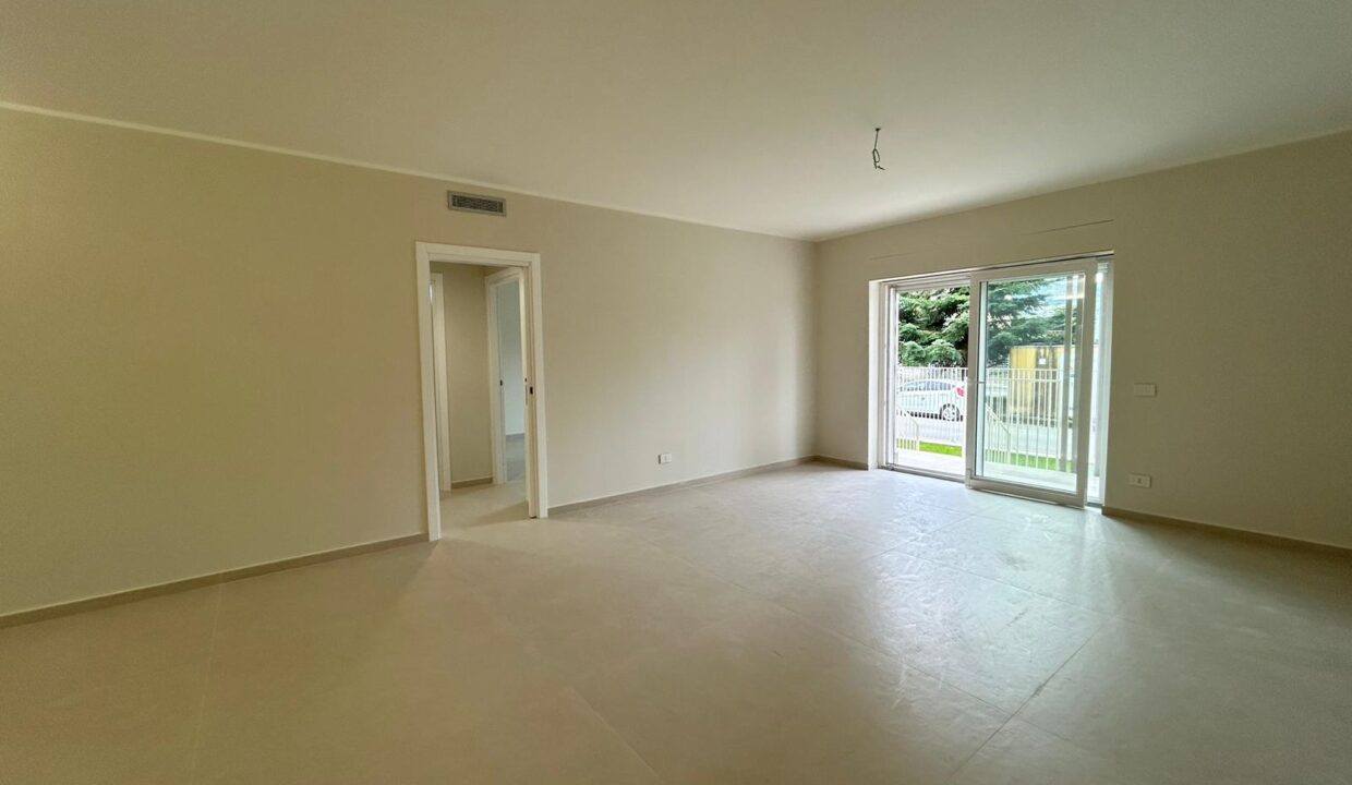 WhatsApp Image 2025-10-21 at 10.13.21 (2)