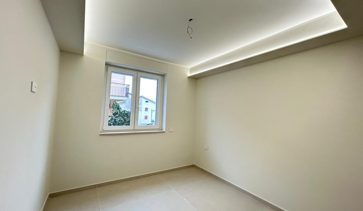 WhatsApp Image 2025-10-21 at 10.13.22