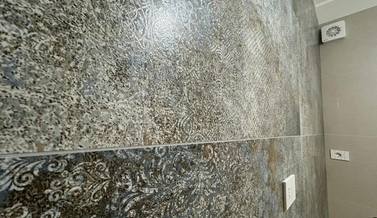 WhatsApp Image 2025-10-21 at 10.13.23 (2)