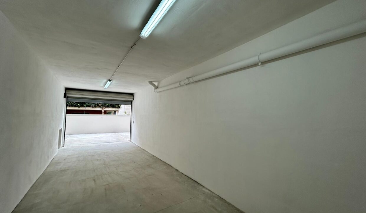 WhatsApp Image 2025-10-21 at 10.32.38