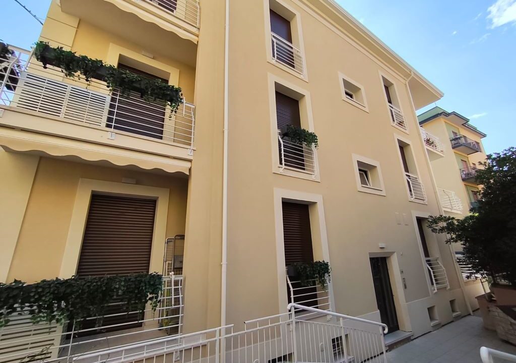 WhatsApp Image 2025-09-03 at 17.20.03 (1)