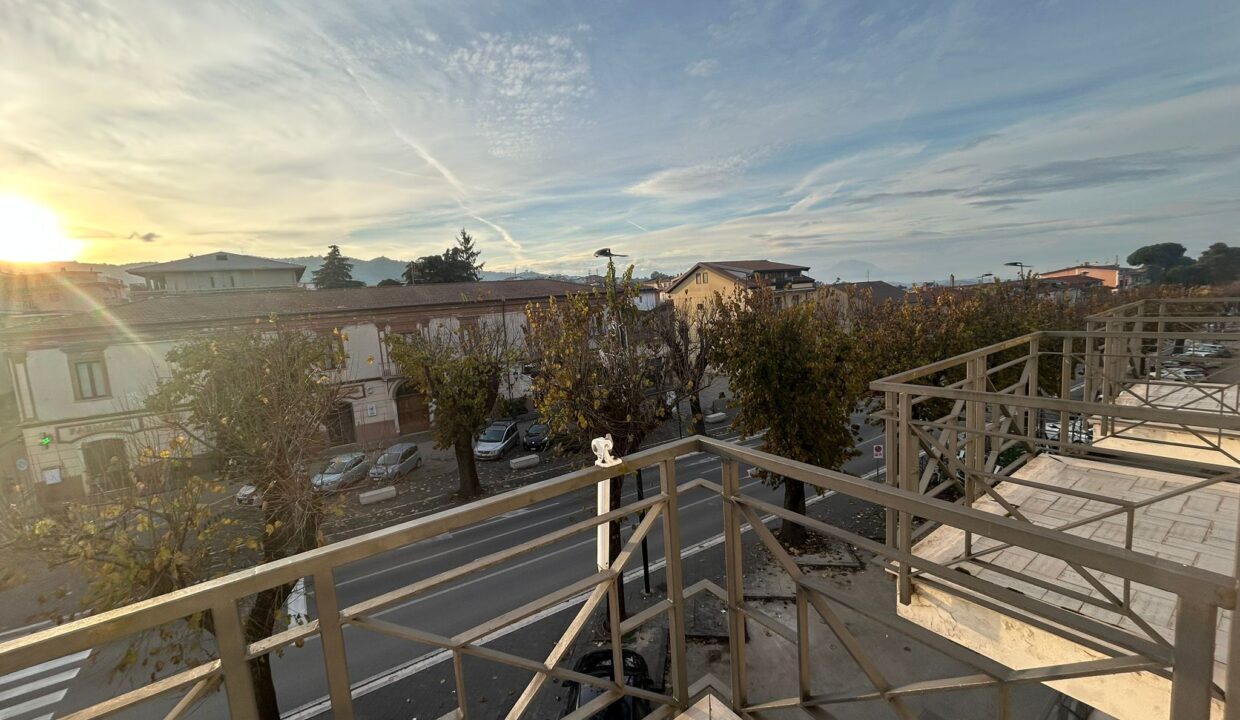 WhatsApp Image 2025-12-01 at 16.17.51 (2)