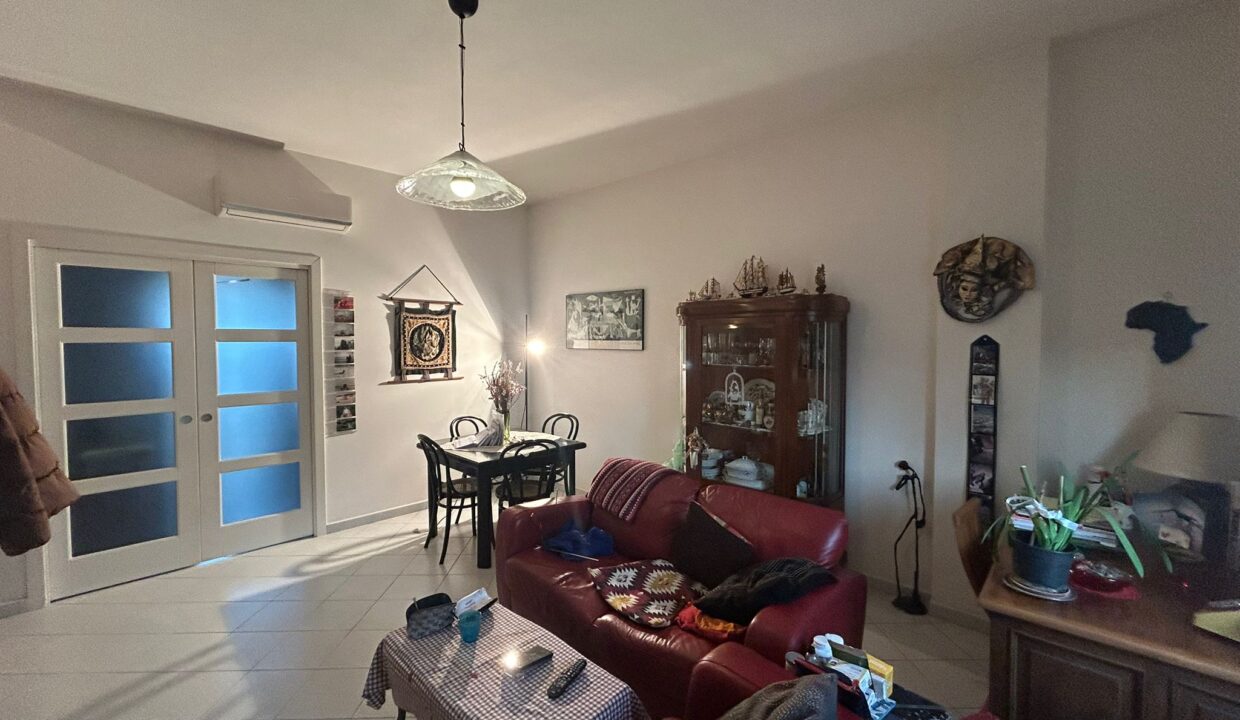 WhatsApp Image 2025-12-01 at 16.17.52 (1)