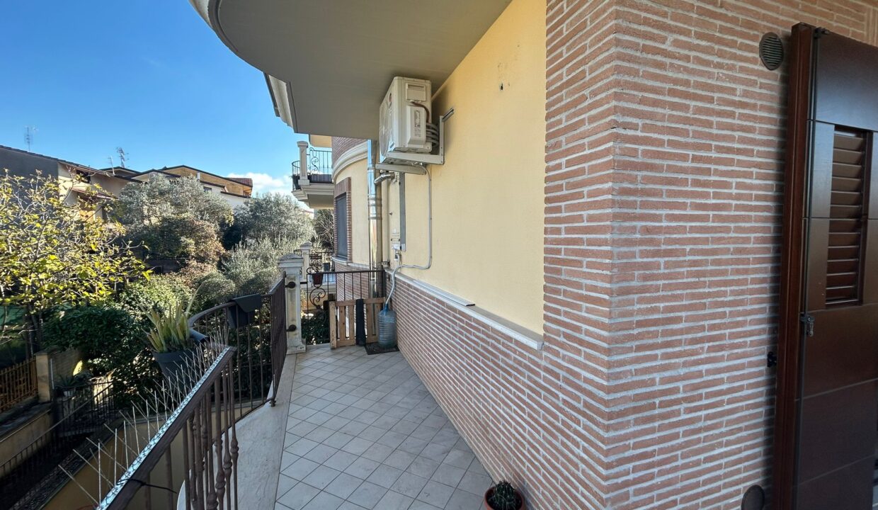 WhatsApp Image 2025-12-06 at 12.03.59 (4)