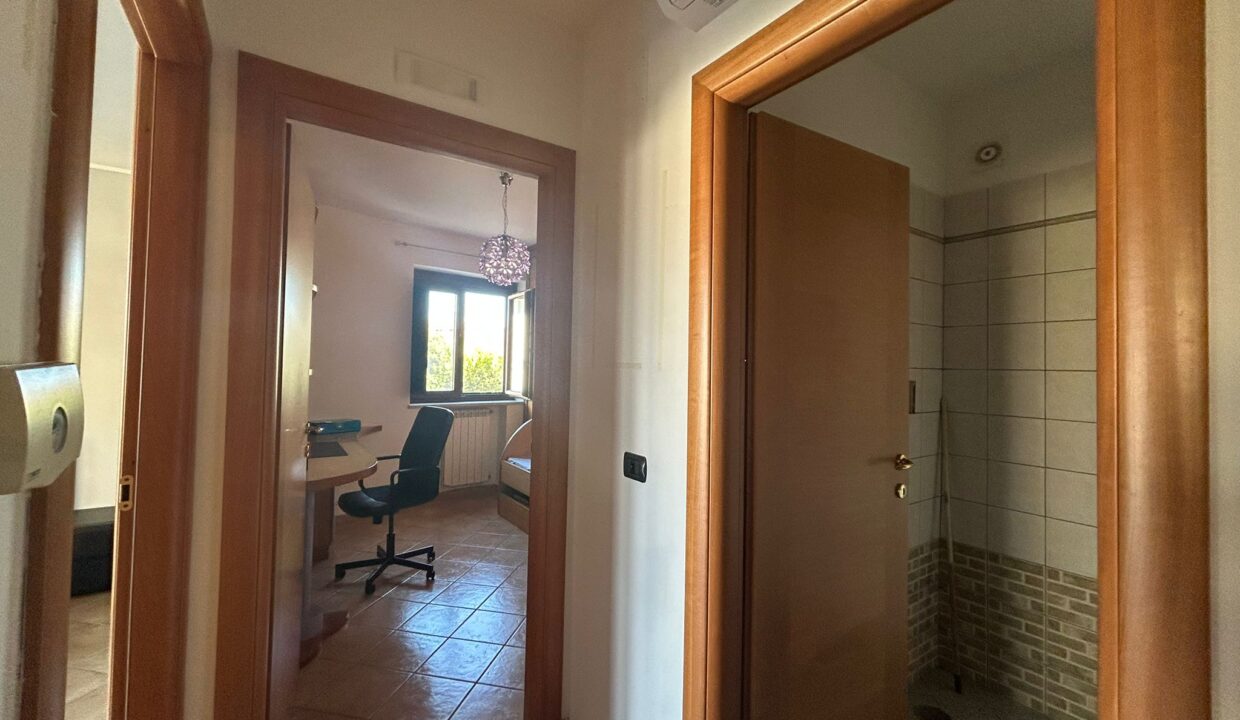 WhatsApp Image 2025-12-06 at 12.04.00 (2)