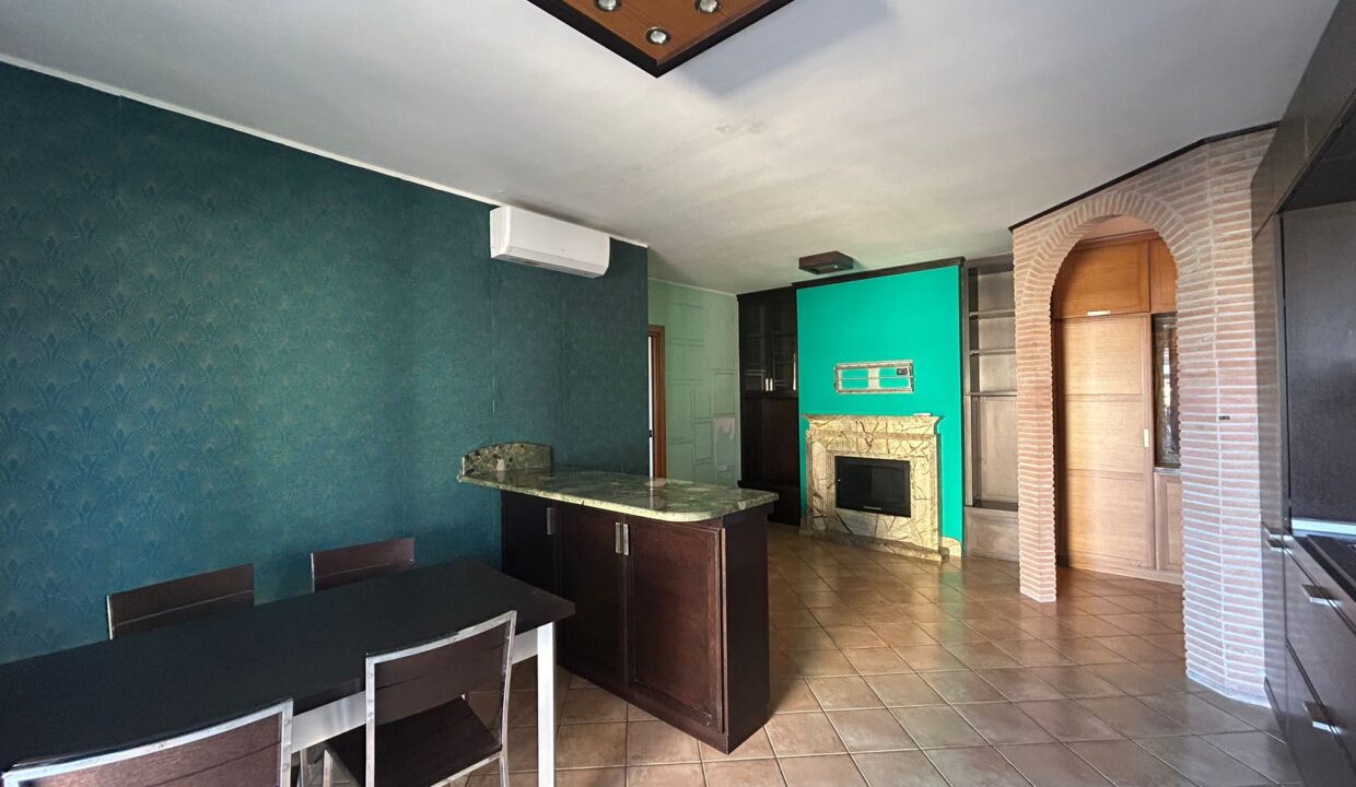 WhatsApp Image 2025-12-06 at 12.04.00 (6)