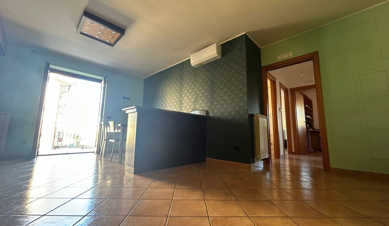 WhatsApp Image 2025-12-06 at 12.04.01 (2)