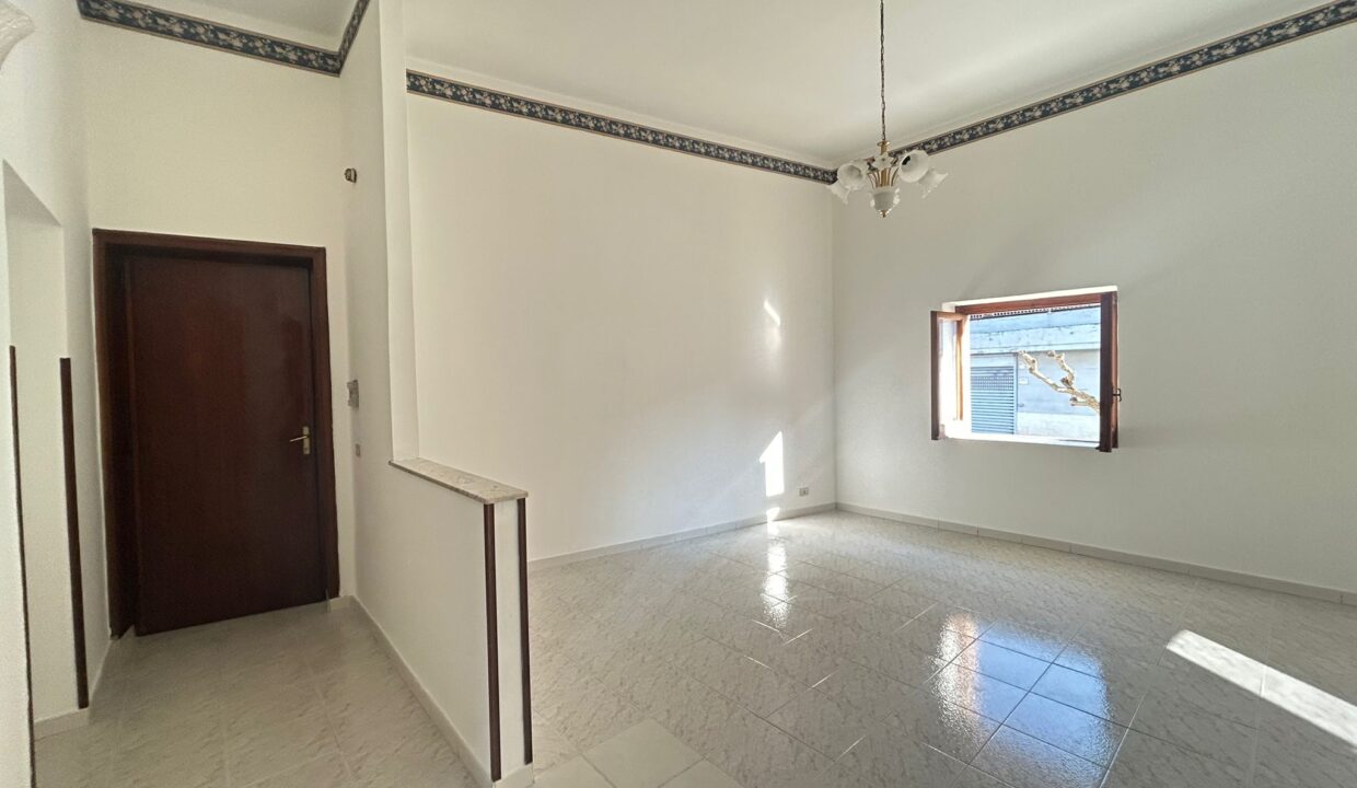 WhatsApp Image 2025-12-10 at 11.21.14 (2)