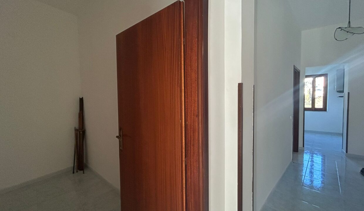 WhatsApp Image 2025-12-10 at 11.21.16 (2)