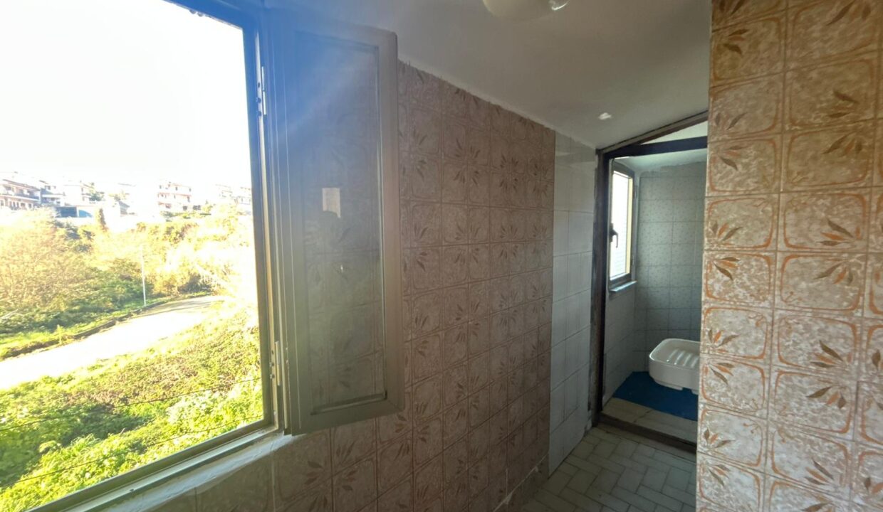 WhatsApp Image 2025-12-10 at 11.21.19 (1)