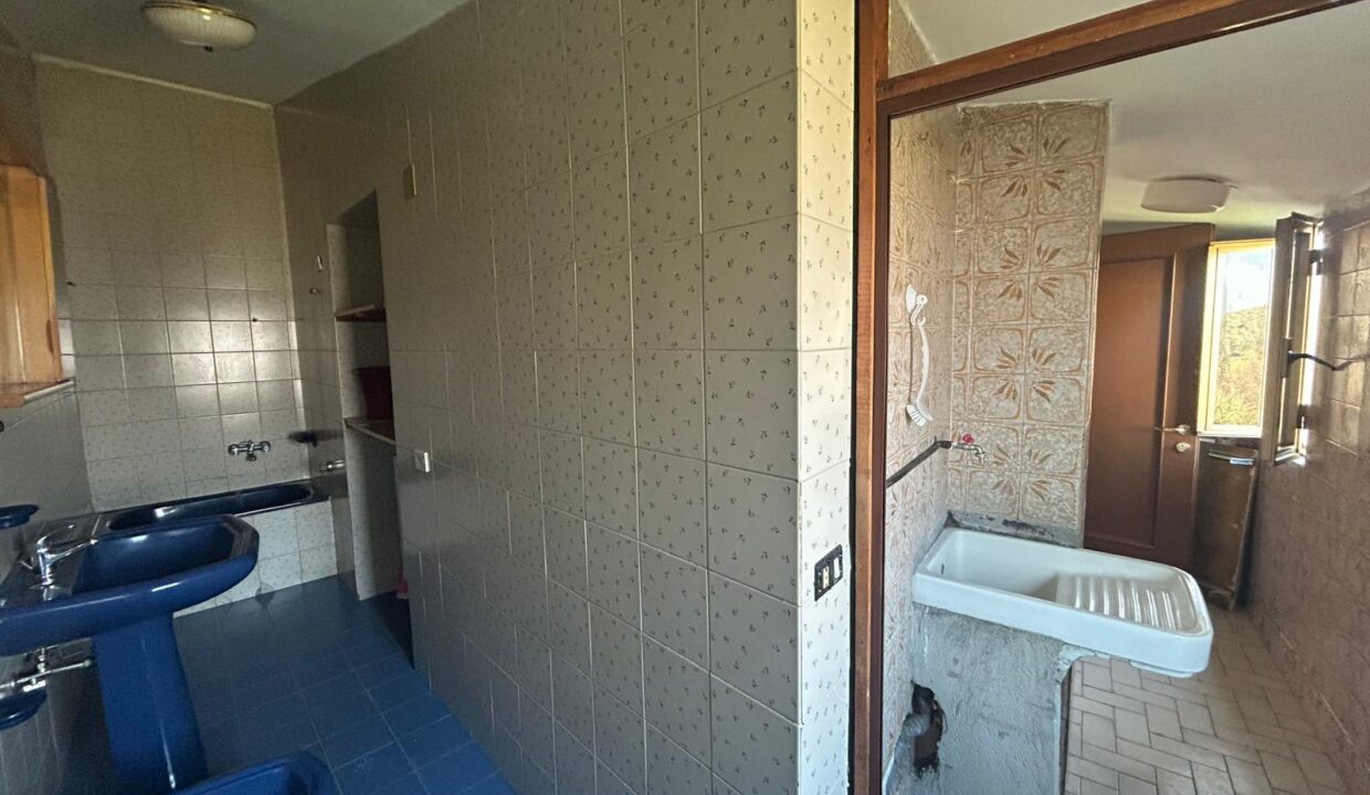 WhatsApp Image 2025-12-10 at 11.21.19 (2)