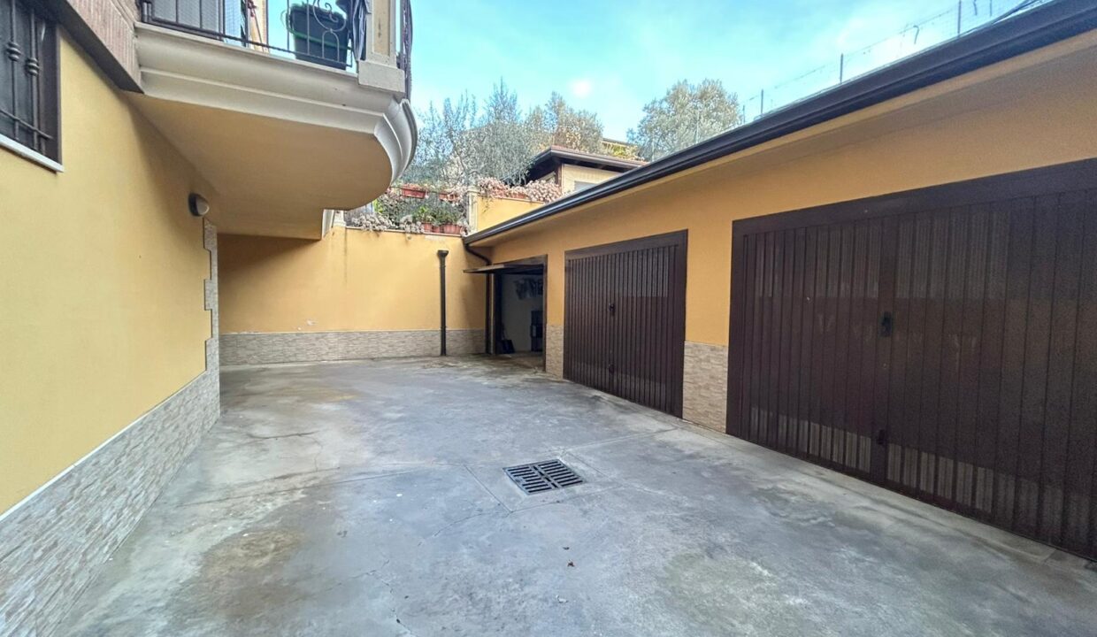 WhatsApp Image 2025-12-15 at 15.51.39 (2)