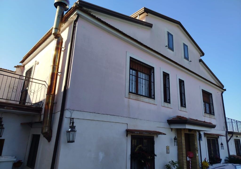 WhatsApp Image 2025-12-10 at 17.56.38