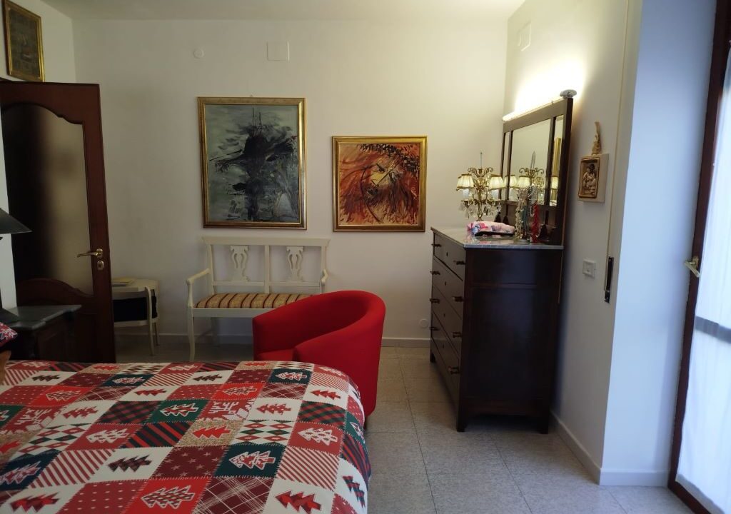 WhatsApp Image 2025-12-10 at 17.57.19