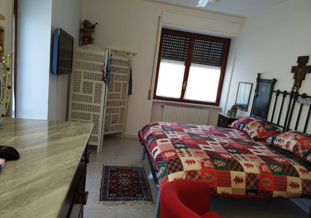 WhatsApp Image 2025-12-10 at 17.57.24