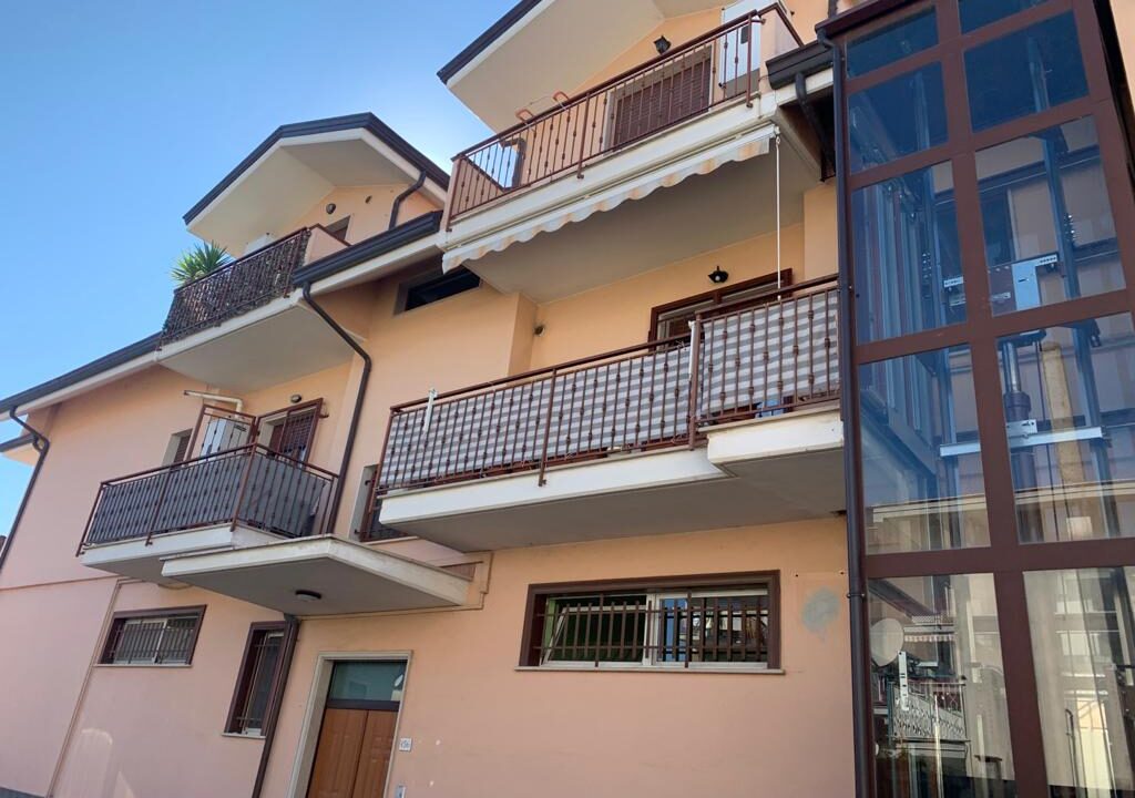 62738472-bc9a-4fc8-ac69-e429967afb16