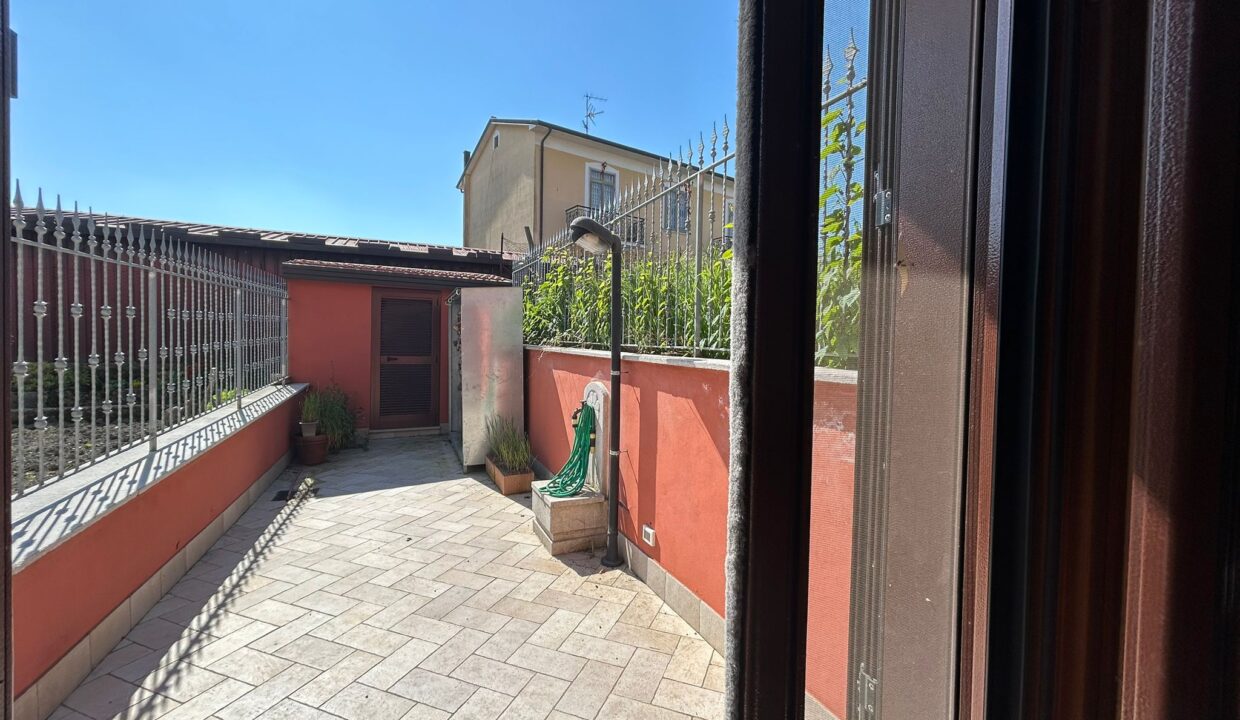 WhatsApp Image 2026-04-18 at 10.23.55 (4)