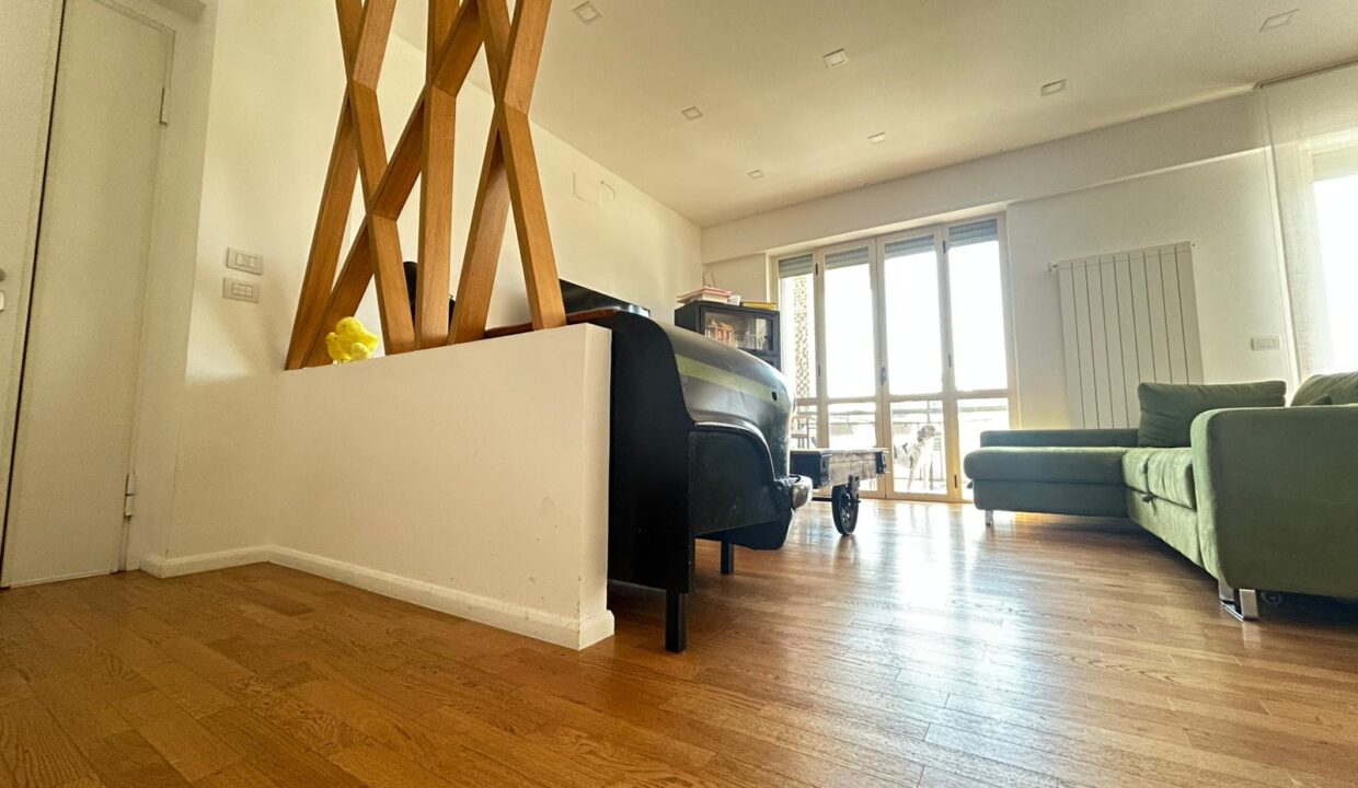 WhatsApp Image 2026-04-20 at 13.49.47 (1)